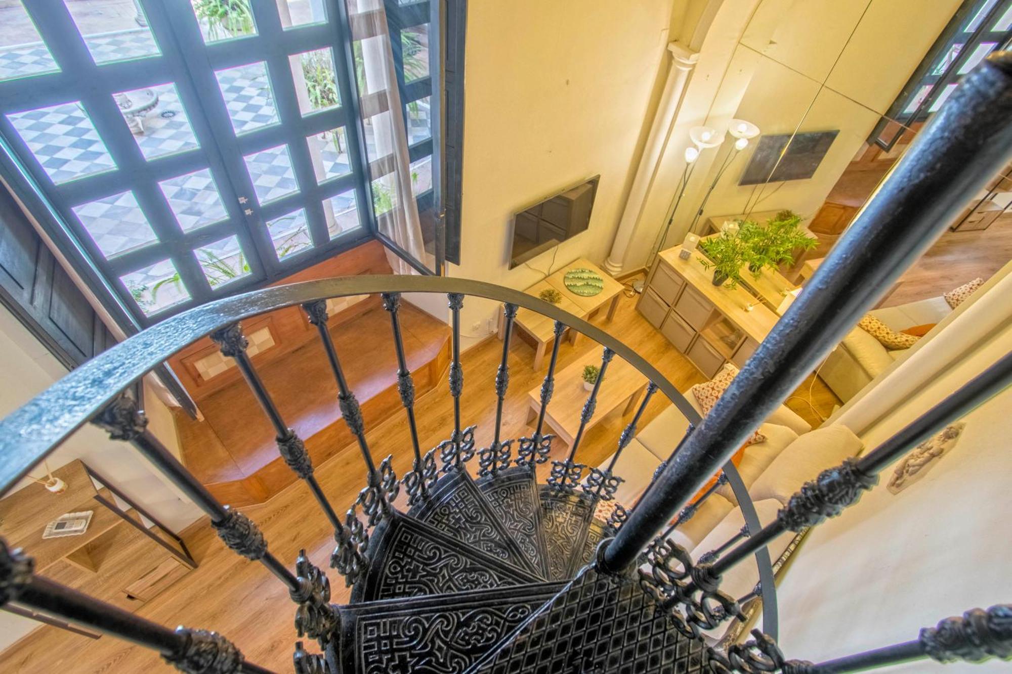 Precioso Duplex Estilo Sevillano En Pleno Centro Appartement Séville